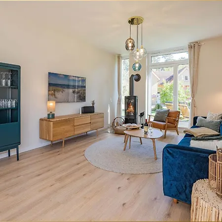 Reethus Bei Den Wassern Mit Kamin Und Sauna 度假居