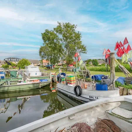 Reethus Bei Den Wassern Mit Kamin Und Sauna Loddin
